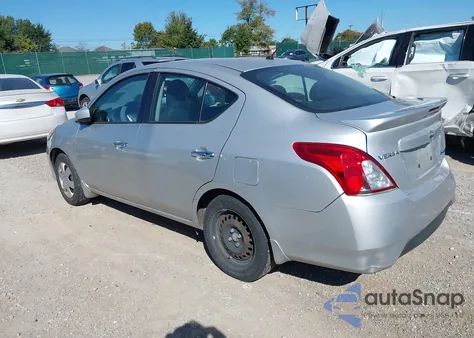 2016 Nissan Versa 1.6 S/1.6 S+/1.6 Sl/1.6 Sv z USA, uszkodzony, nr VIN 3N1CN7AP7GL873151